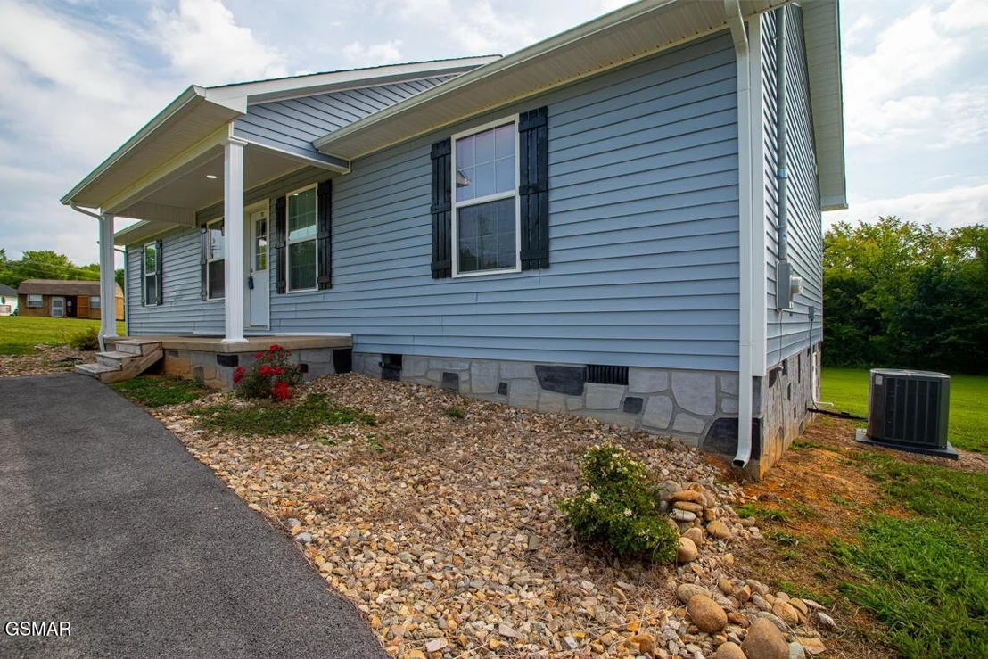 Photo of 318 Harrison Ferry Road