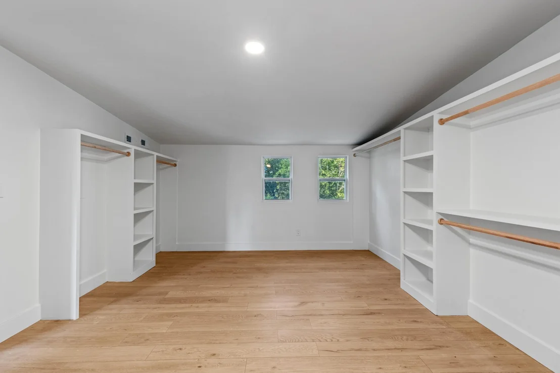 Photo of 7015 Fairington Circle