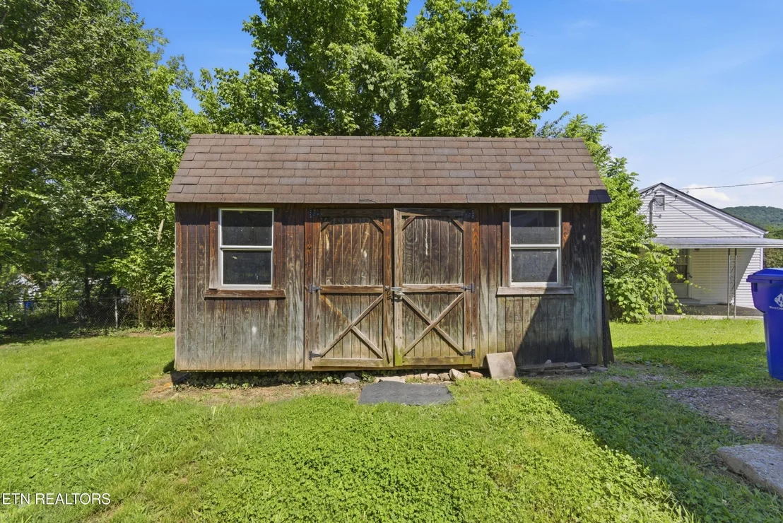Photo of 212 Sunset Drive