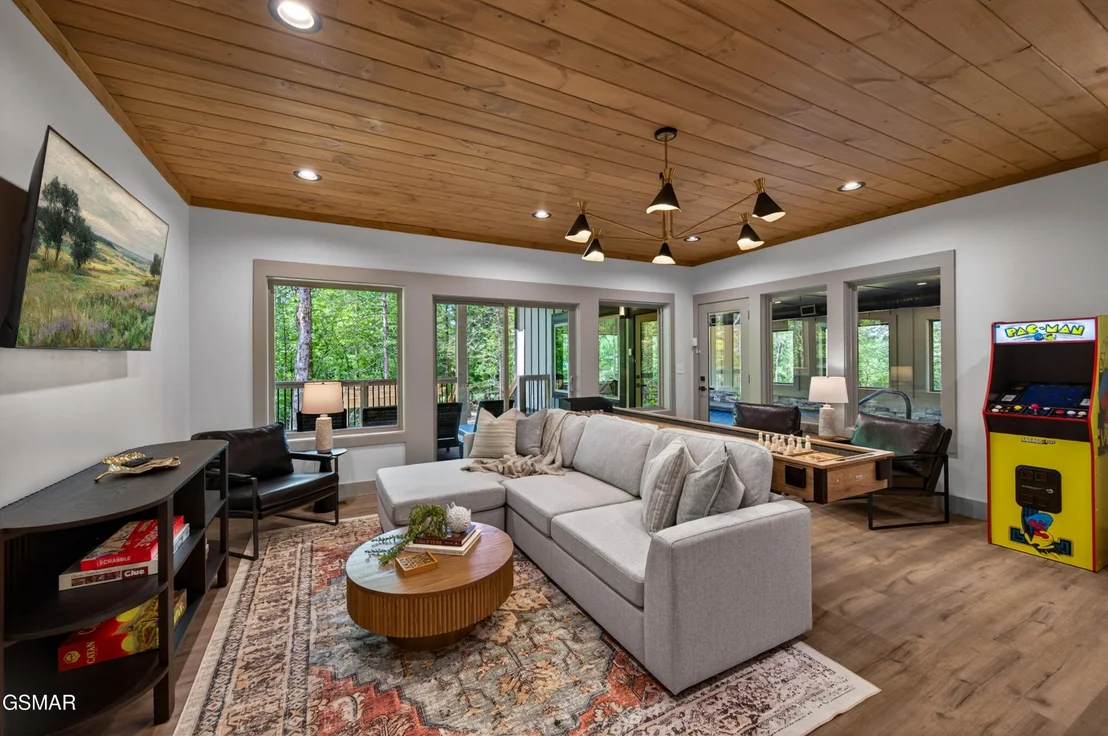 Photo of 3806 Revetta Circle