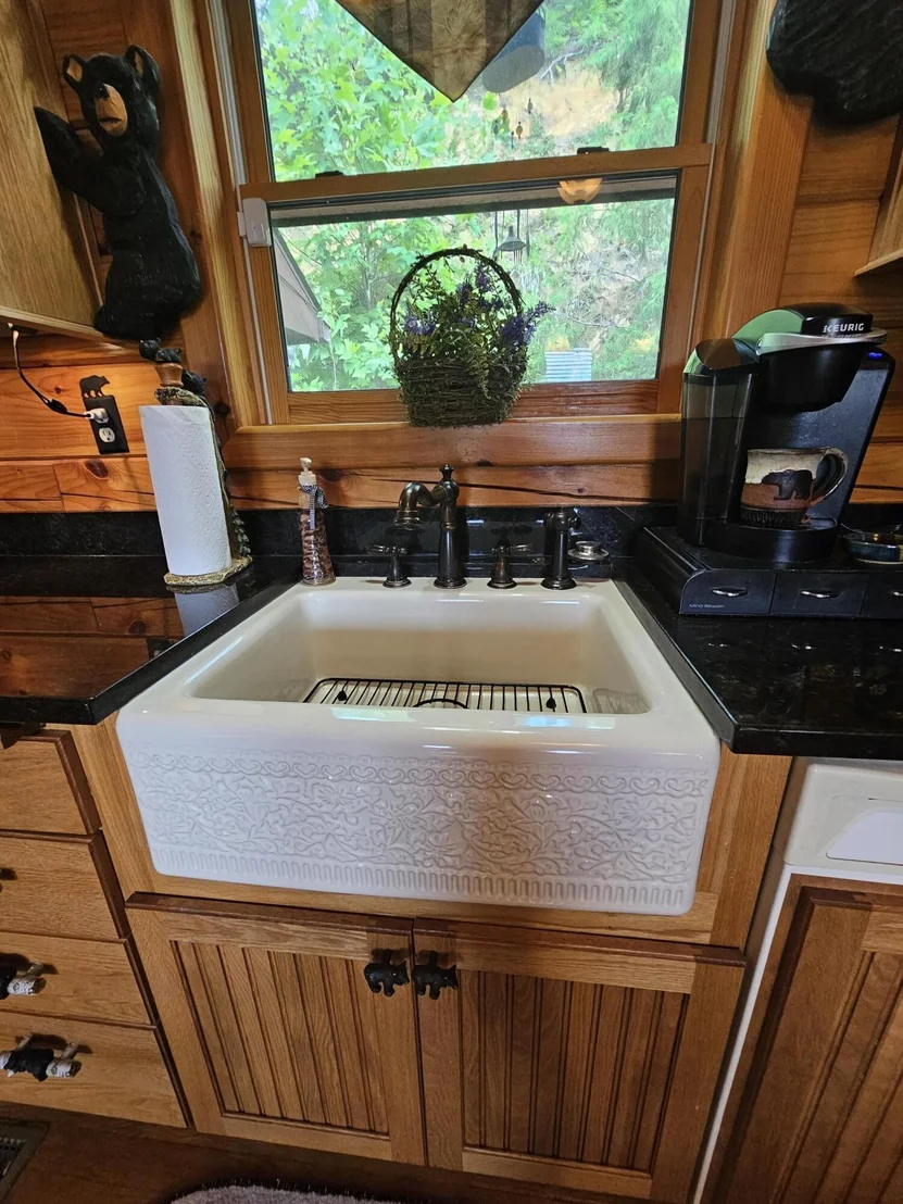 Photo of 2729 Hatcher Mountain Road