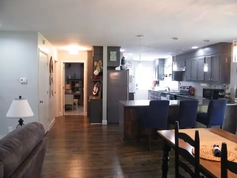 Photo of 73 Shore Dr