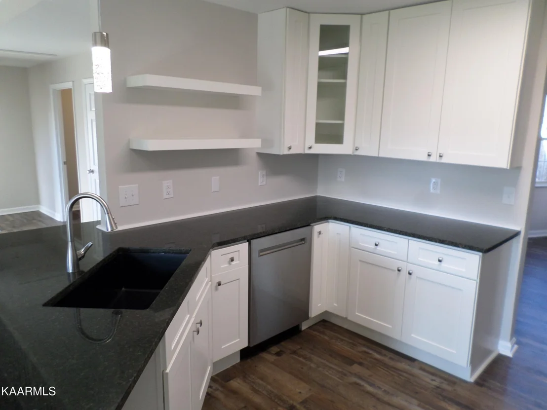 Photo of 7547 Applecross Rd