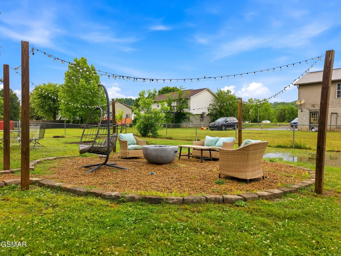 Photo of 223 River Valley Circle