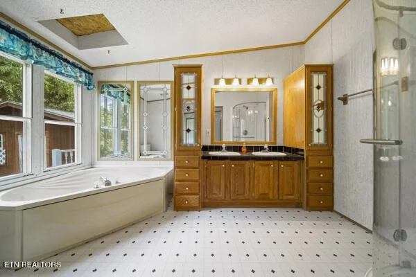 Photo of 998 Pleasure Rd