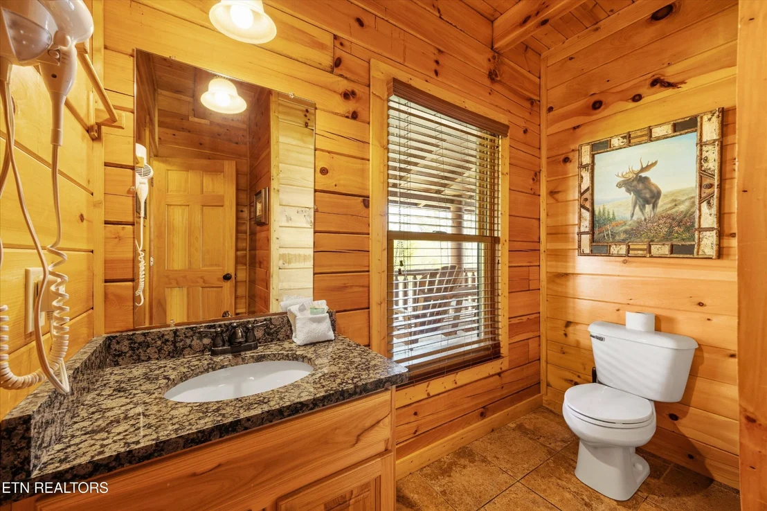Photo of 1107 N Trail Drive