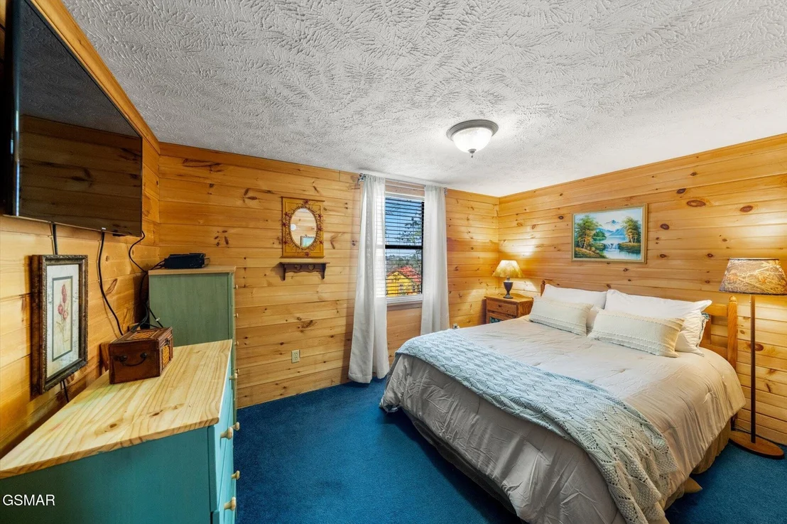 Photo of 2124 Windy Lane