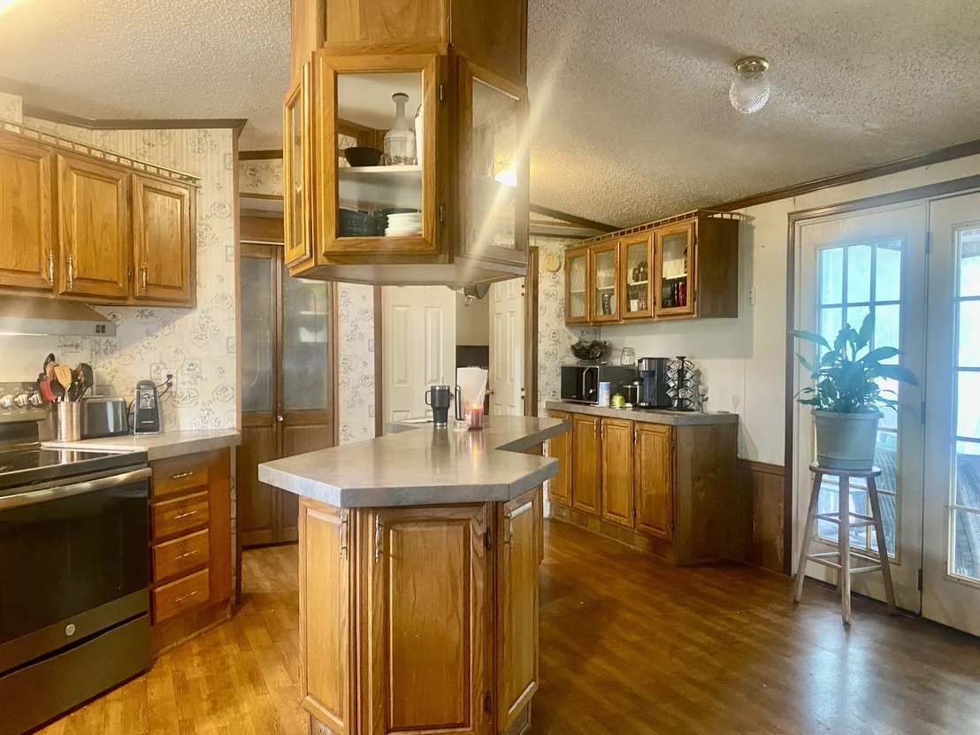 Photo of 2273 Holcomb Rd