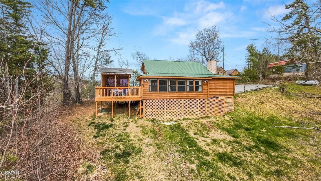 Photo of 2124 Windy Lane