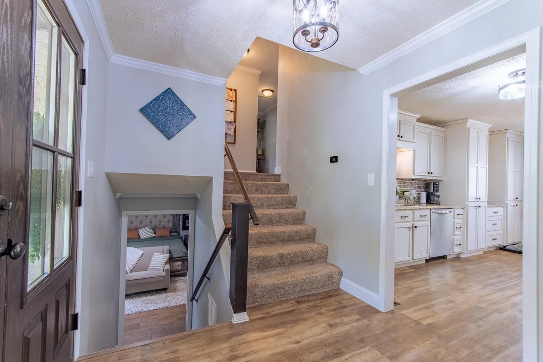 Photo of 180 HORNER DR