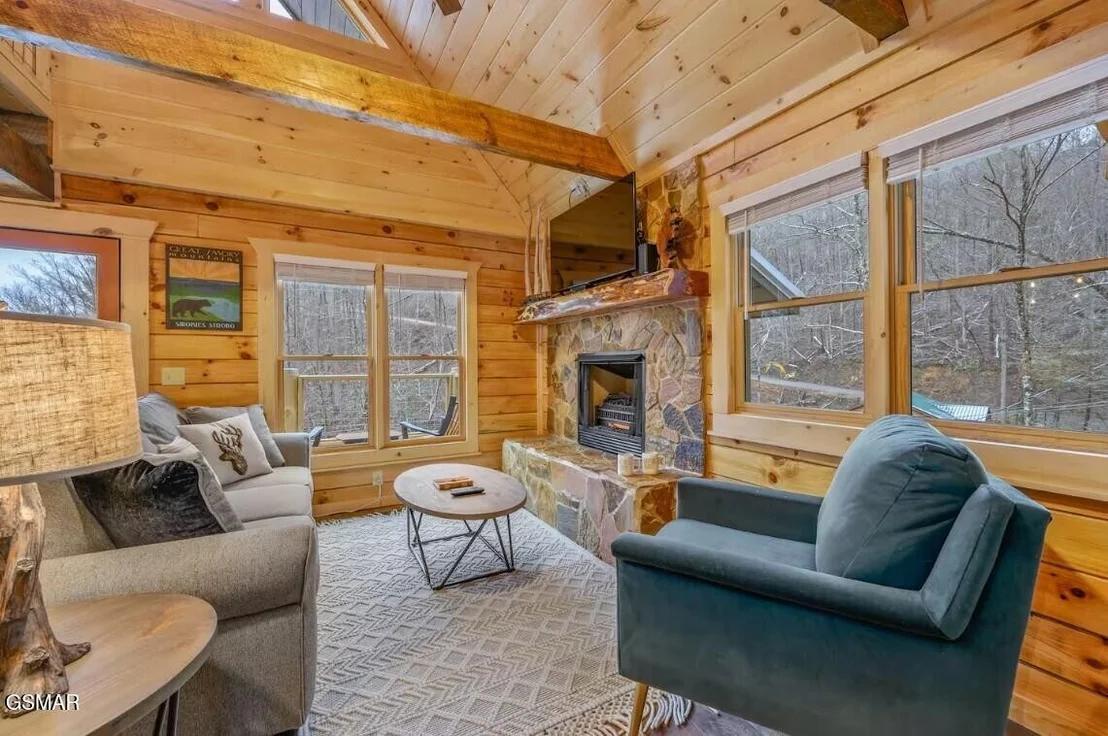 Photo of 709 Spring Drive