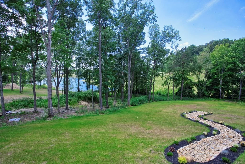 Photo of 250 Blount Circle