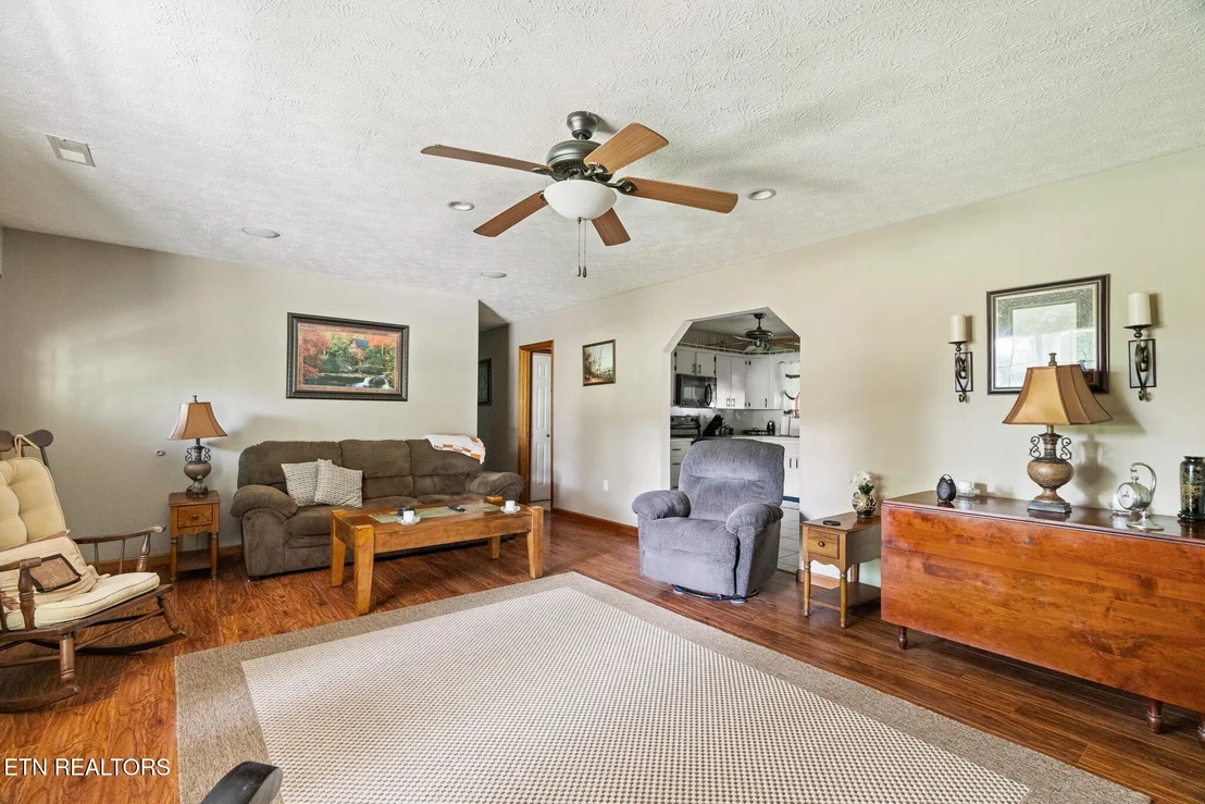 Photo of 945 Circle Drive