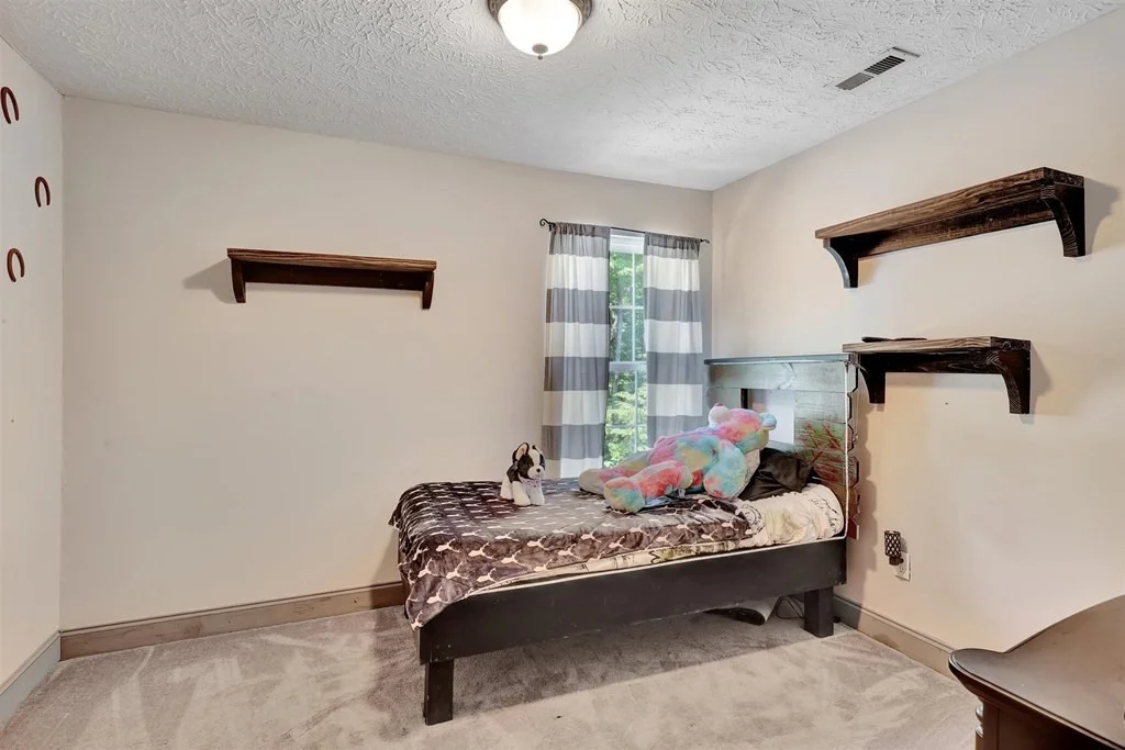 Photo of 1329 Deer Meadows
