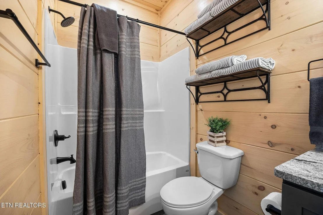 Photo of 519 Warbonnet Way