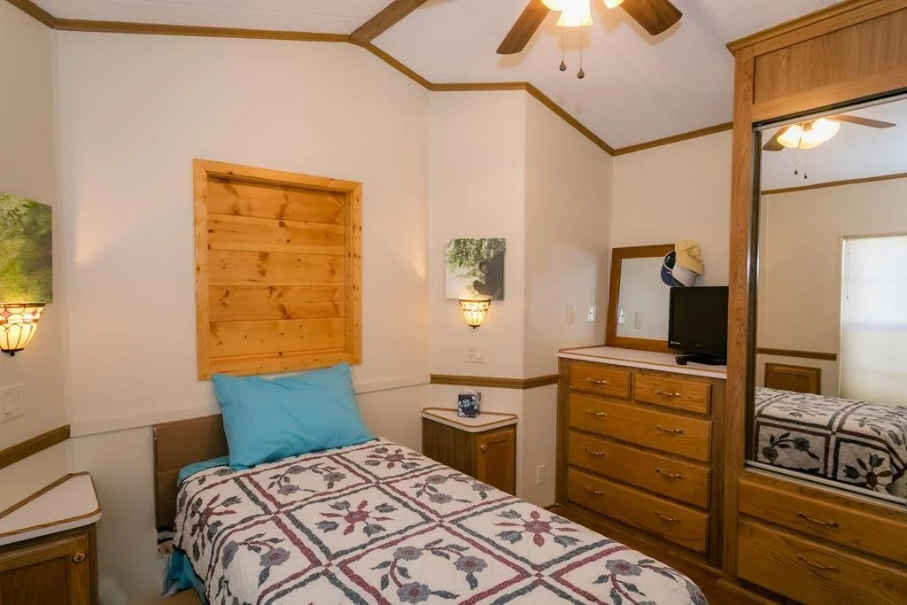 Photo of 830 Peacock Ridge Drive