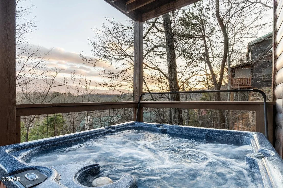 Photo of 2124 E View Drive