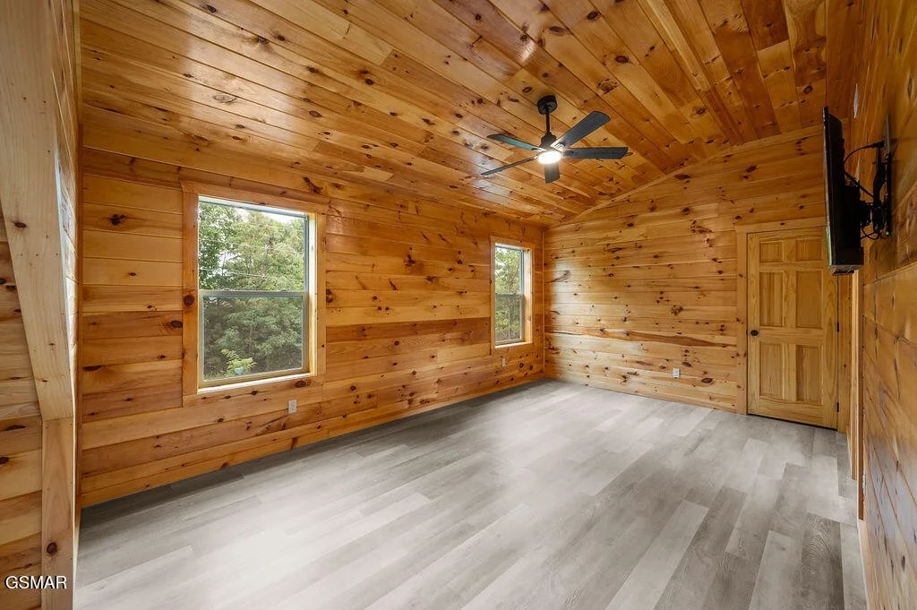 Photo of 4183 Chamberlain Lane