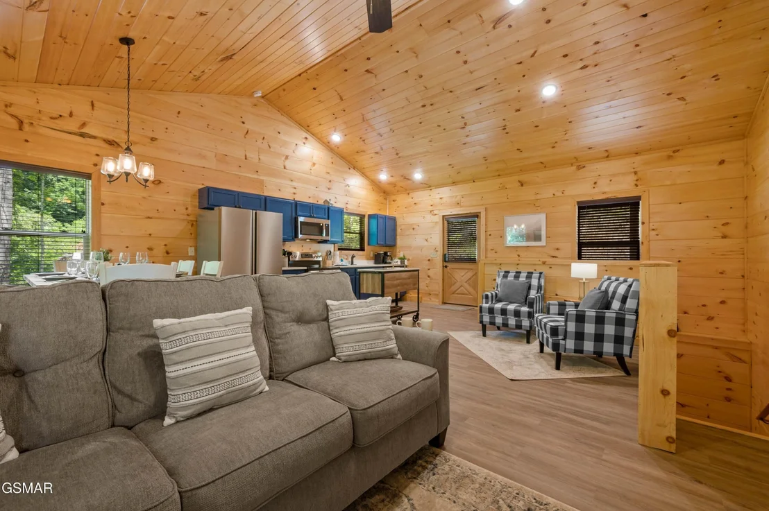 Photo of 1613 Bluff Ridge Road