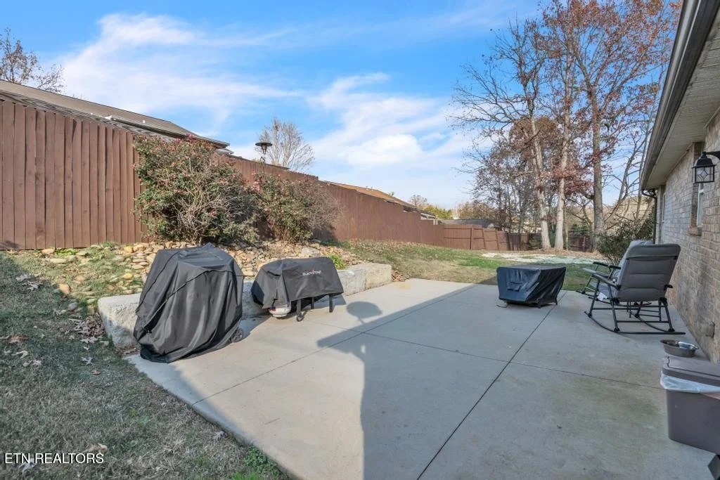 Photo of 7512 Bathsheba Lane