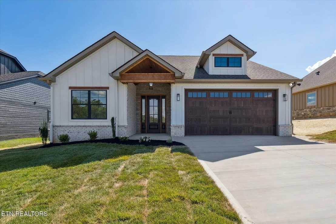 Photo of 3017 Bridgewater Blvd