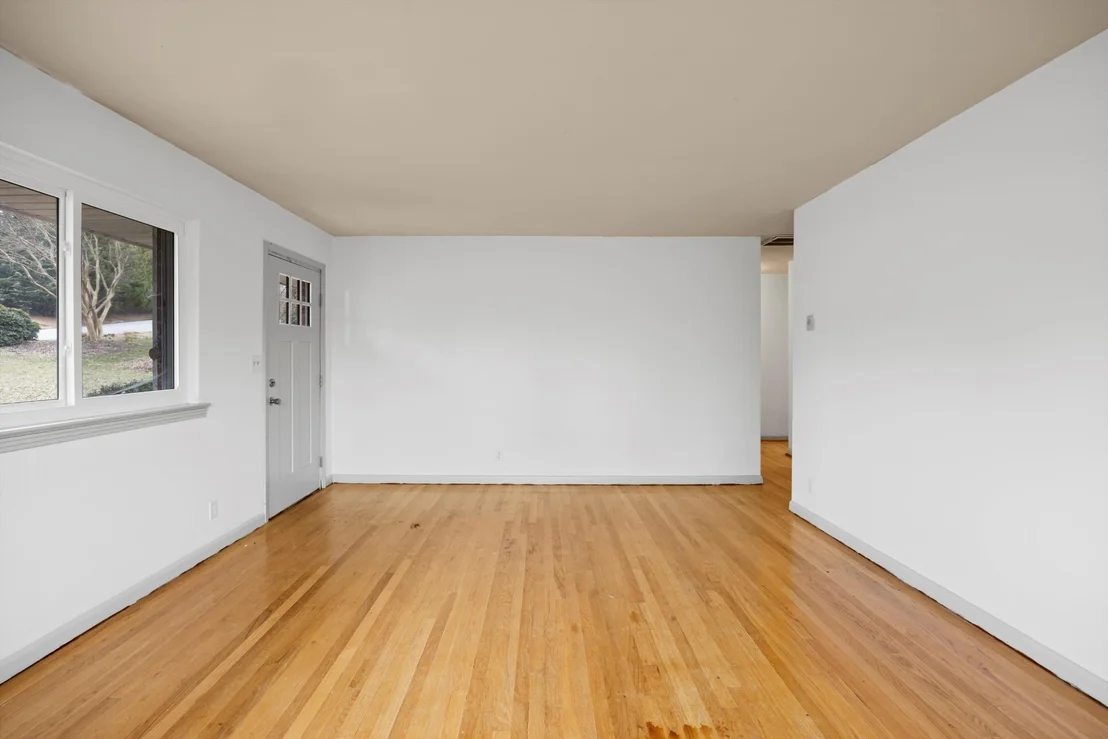 Photo of 1227 Duane Road