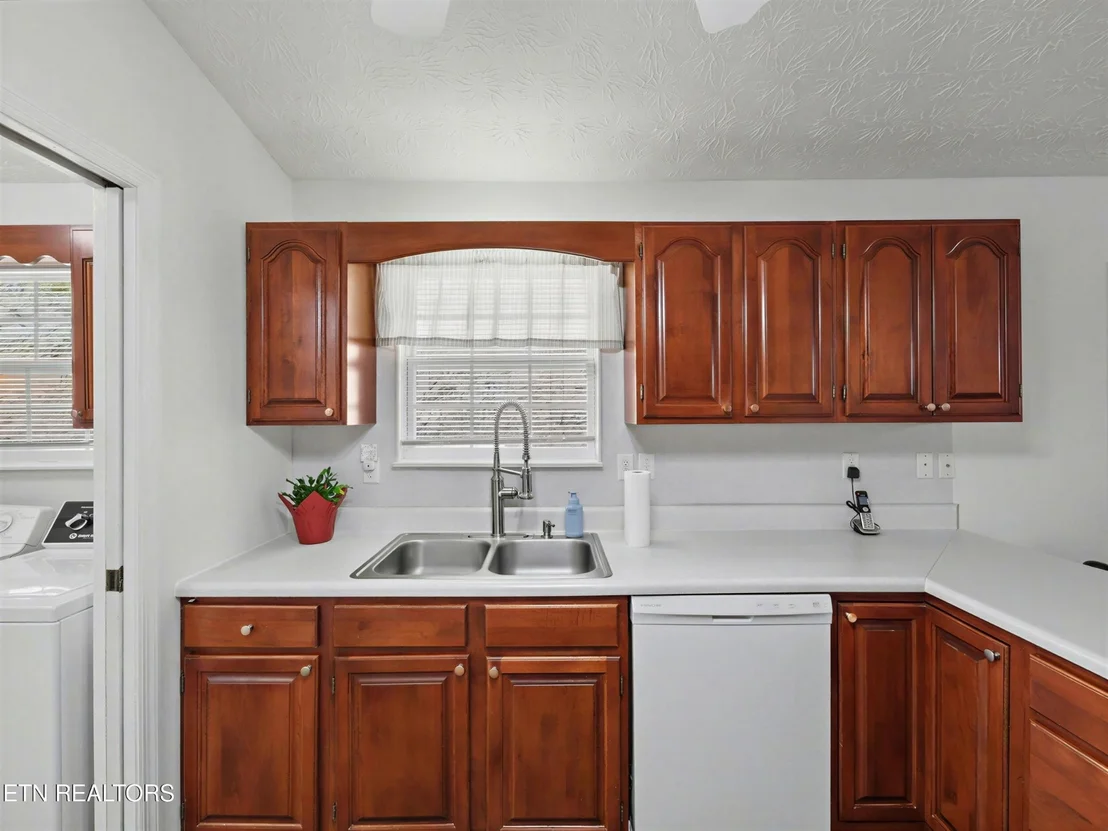 Photo of 786 Pine Mountain Rd