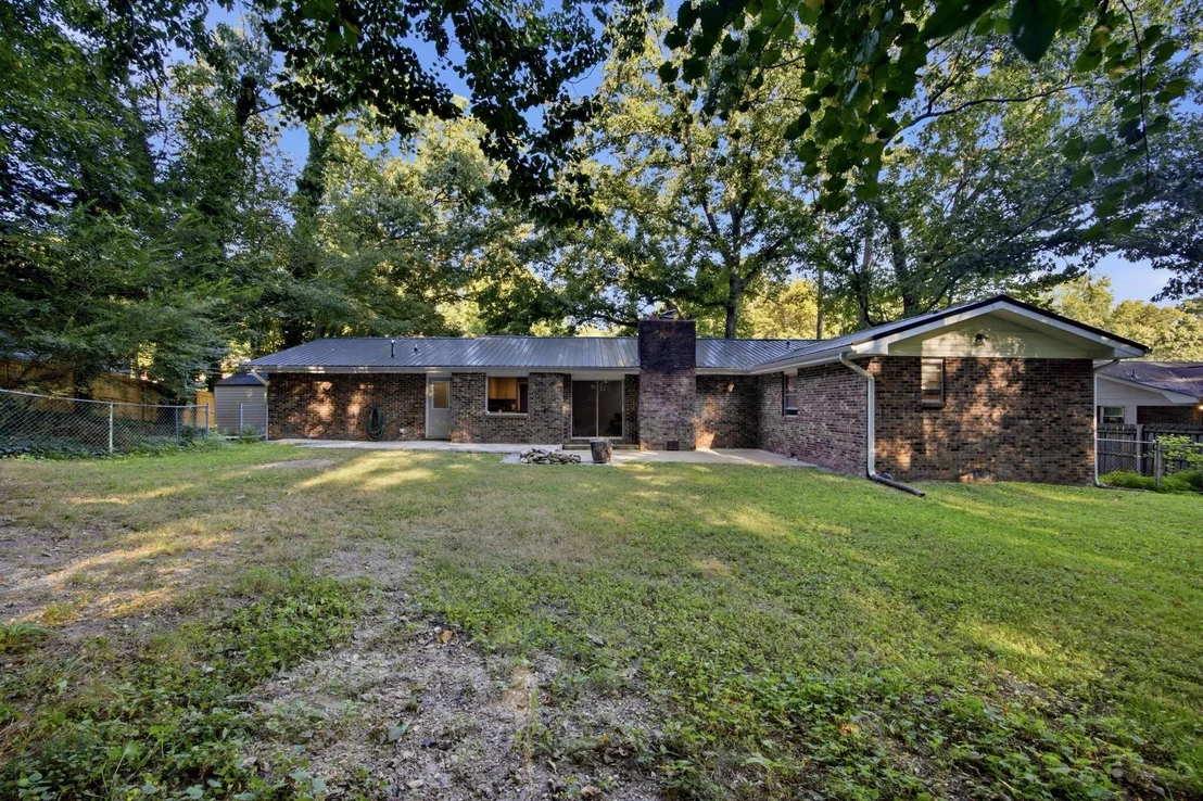 Photo of 2500 Shenandoah Drive