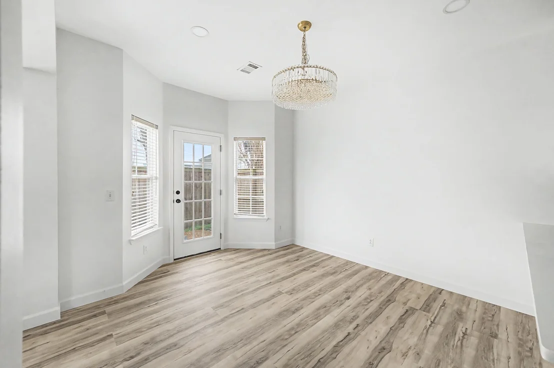 Photo of 82 Heaton Close