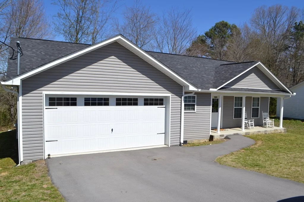 Photo of 1036 Rosella Drive