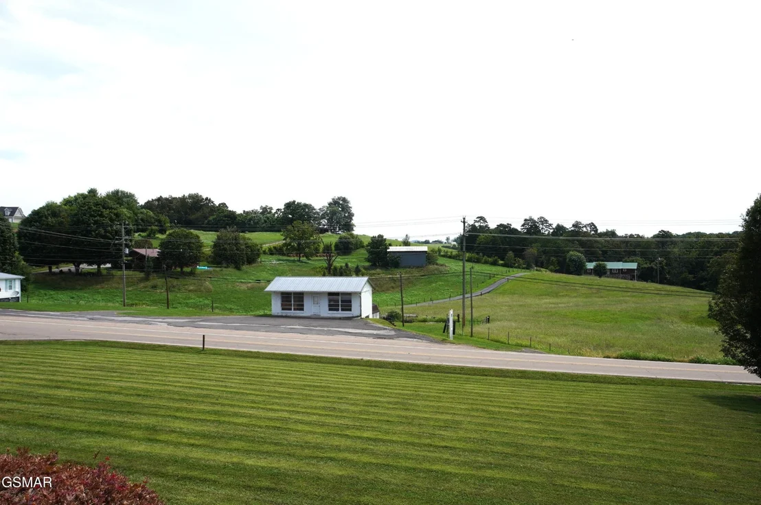 Photo of 6016 Highway 92