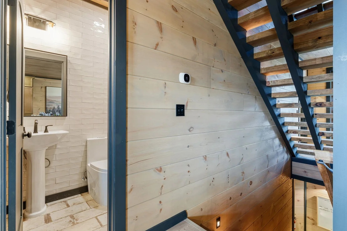 Photo of 1724 Knotty Log Way