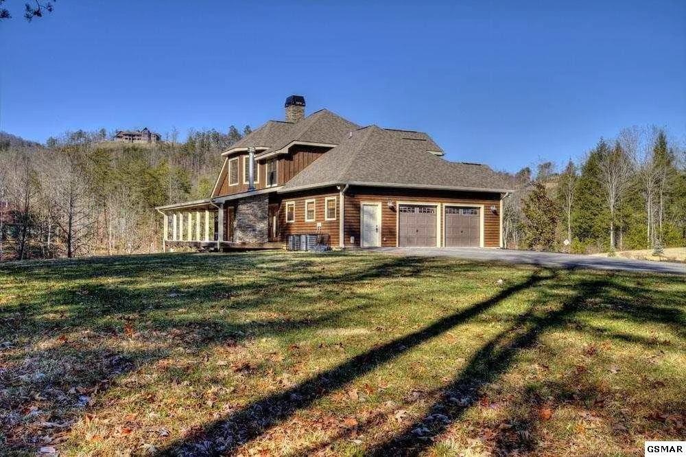 Photo of 2831 Summit Trails Drive