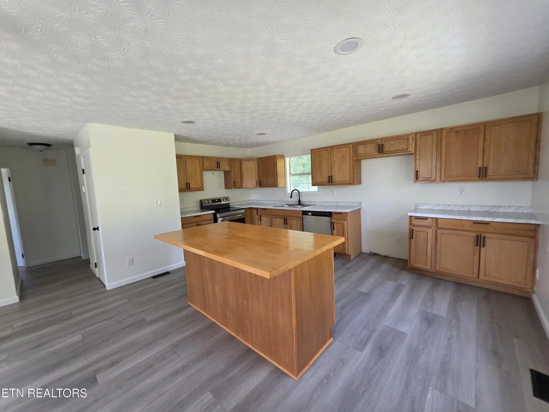 Photo of 1115 Back Valley Rd