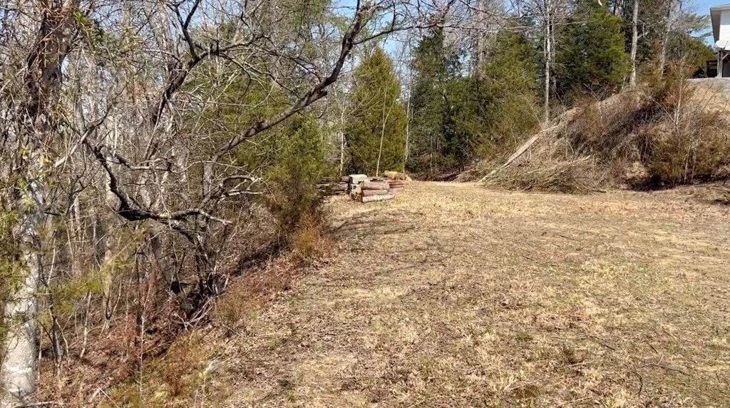 Photo of 1241 Flat Creek Road