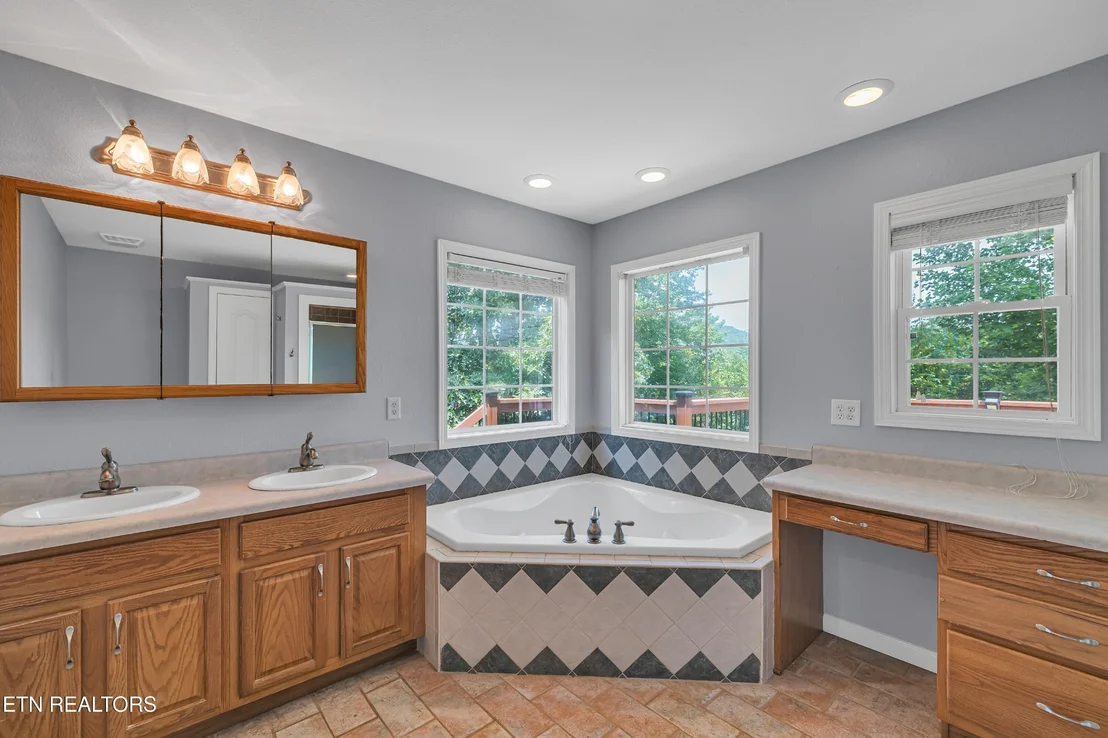 Photo of 4040 Roundtop Drive