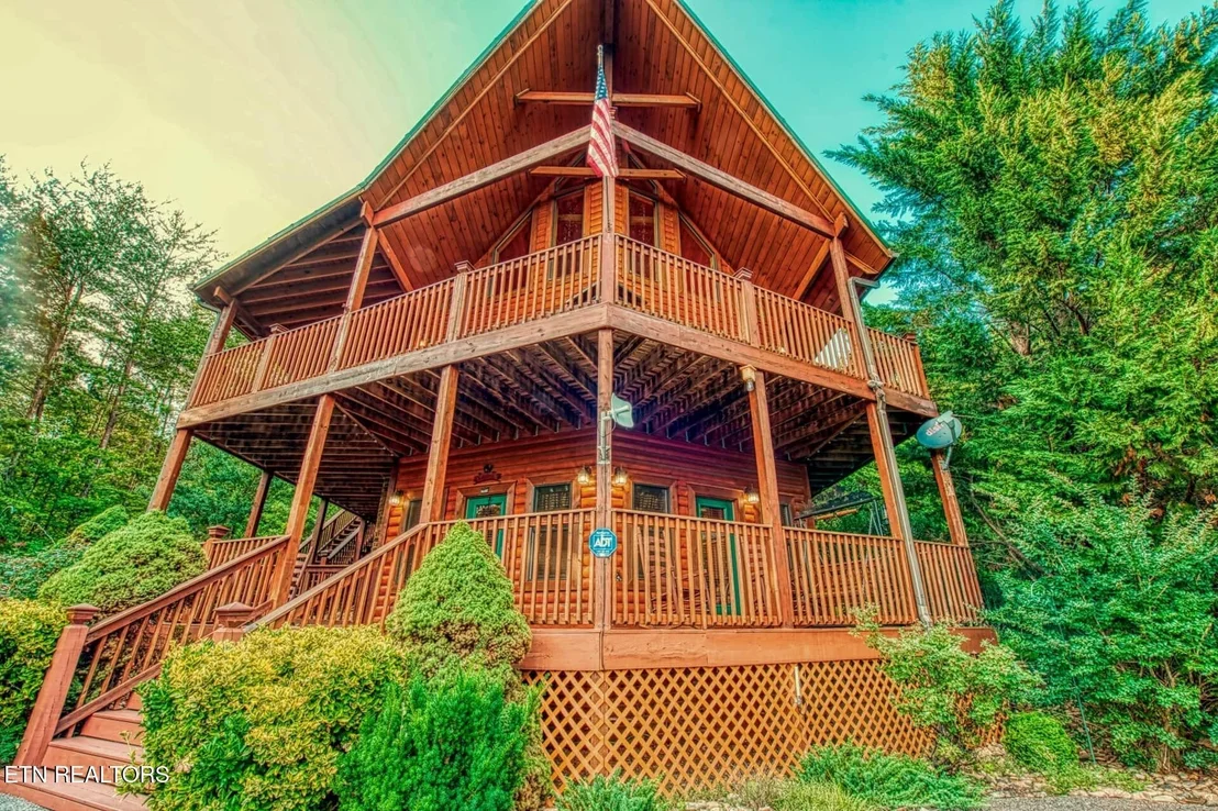 Photo of 210 Meghans Way