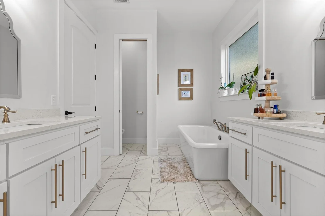 Photo of 9962 Caseview Drive