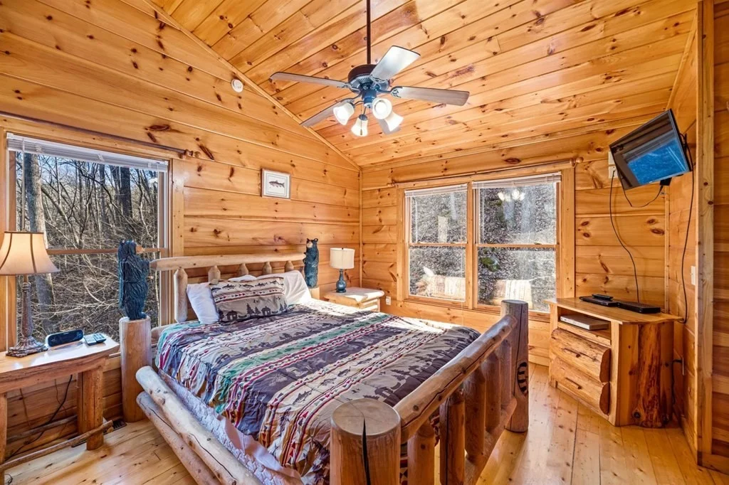 Photo of 1234 Lakeview Drive