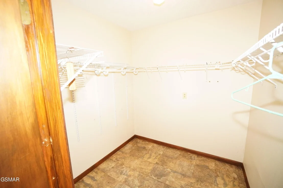 Photo of 564 Whippoorwill Drive