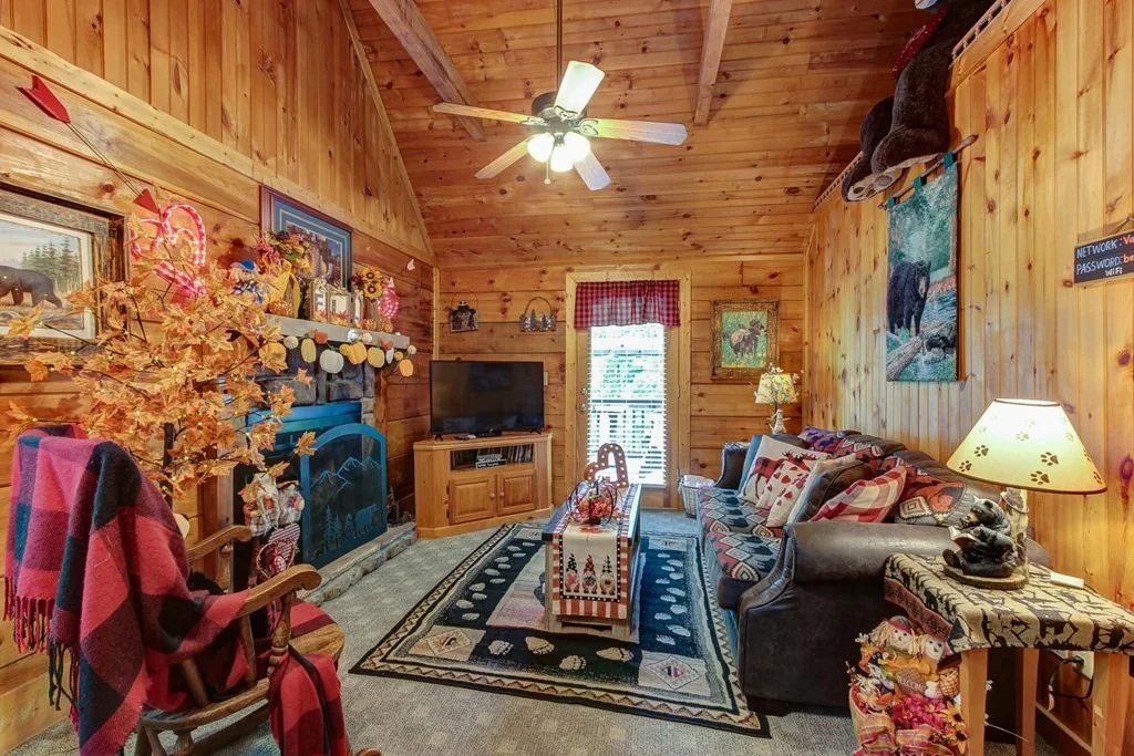 Photo of 2402 E View Drive
