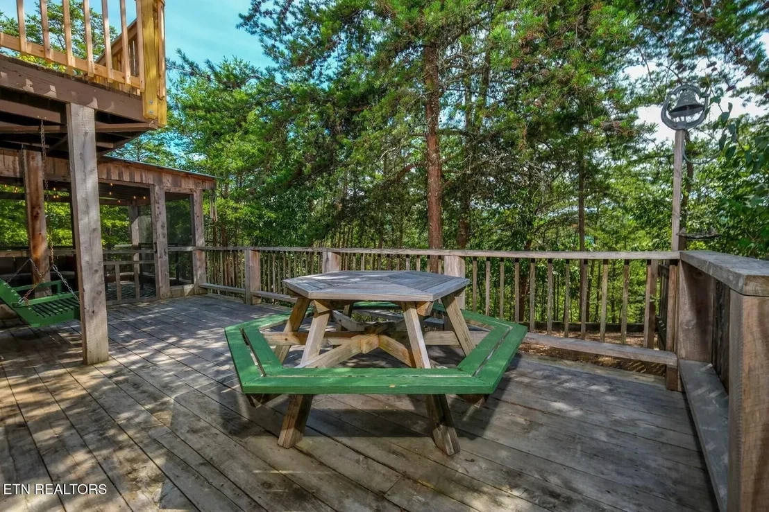 Photo of 867 Lloyd Huskey Rd