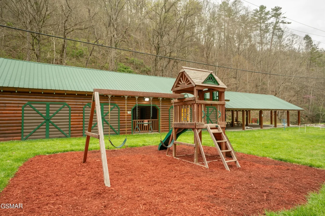 Photo of 2382 Headrick Lead
