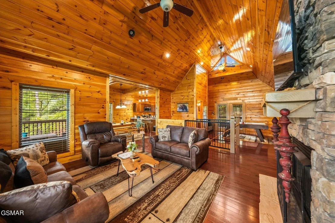 Photo of 4052 Ridgeback Ln
