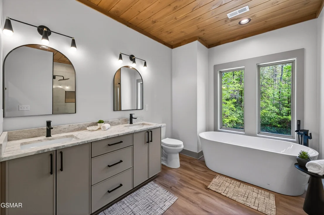 Photo of 3806 Revetta Circle