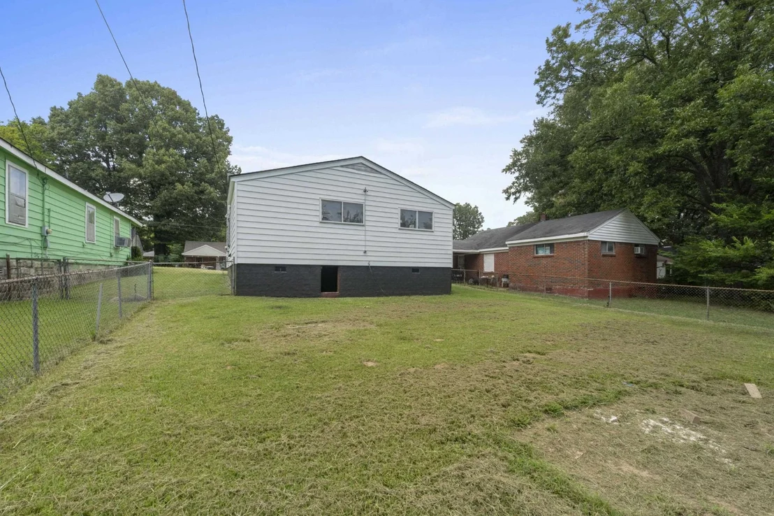 Photo of 1355 DORIS AVE