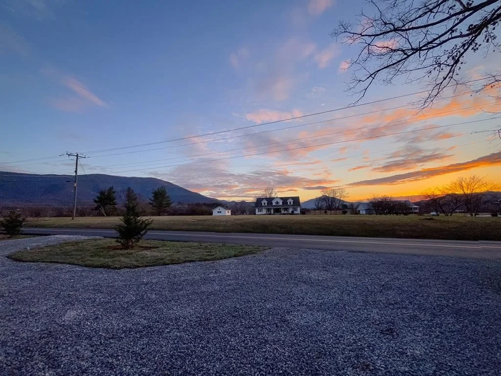 Photo of 3453 Valley View Road