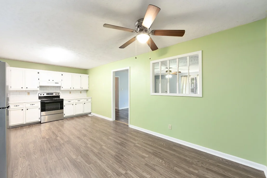 Photo of 23 Roxy Cv