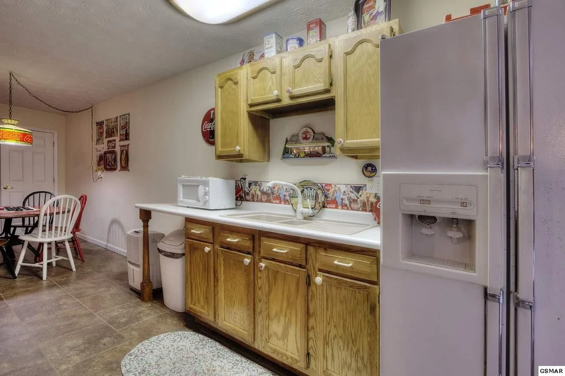 Photo of 952 Holtsinger Drive