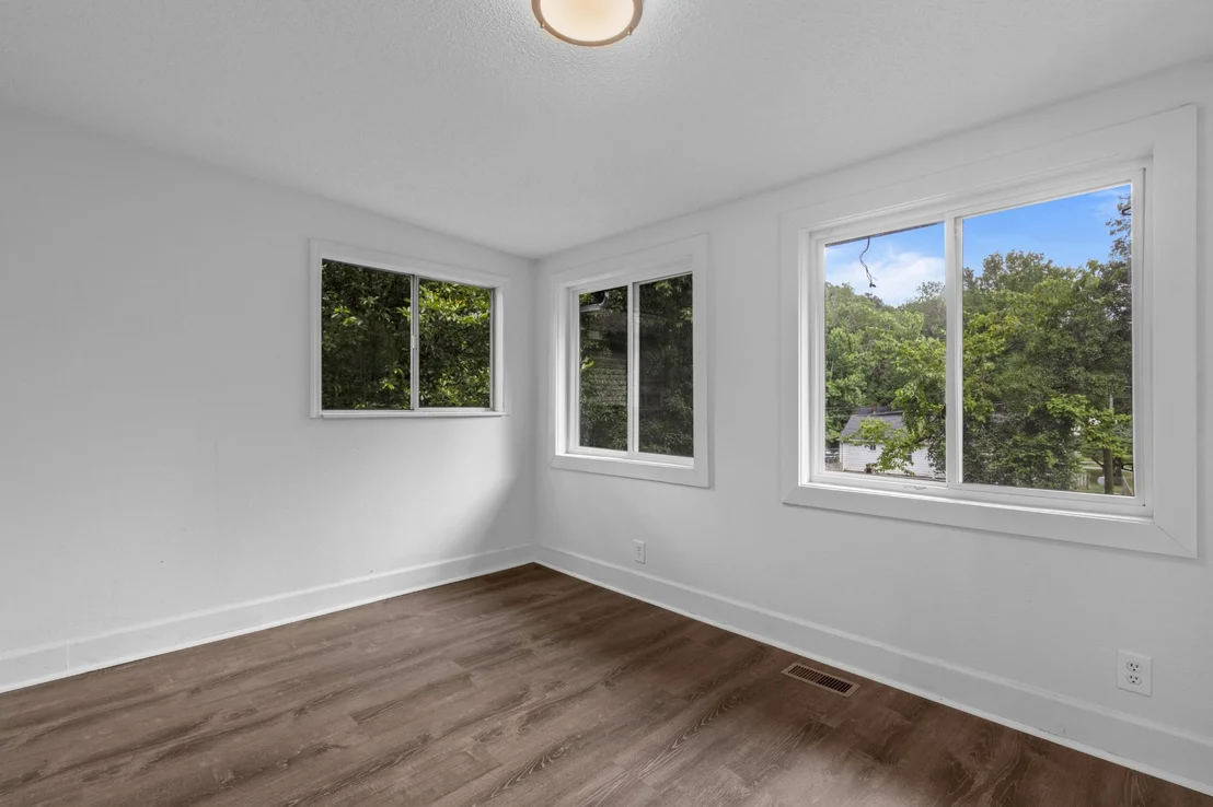Photo of 1704 Tunnel Boulevard